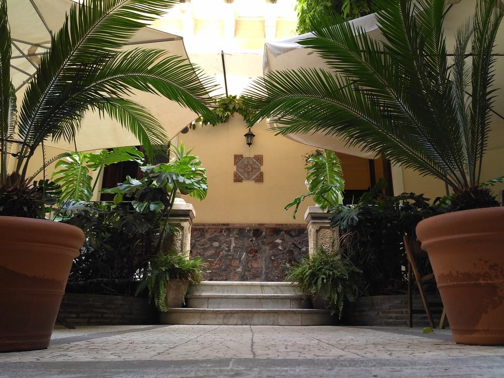 Casa Barbero Charme B&B Catania-Fontanarossai nemzetközi repülőtér Kültér fotó