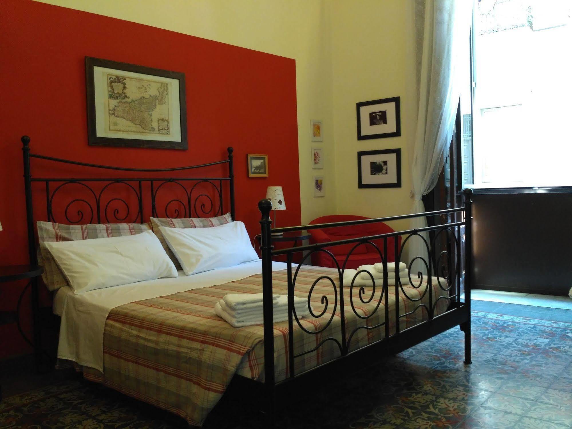 Casa Barbero Charme B&B Catania-Fontanarossai nemzetközi repülőtér Kültér fotó